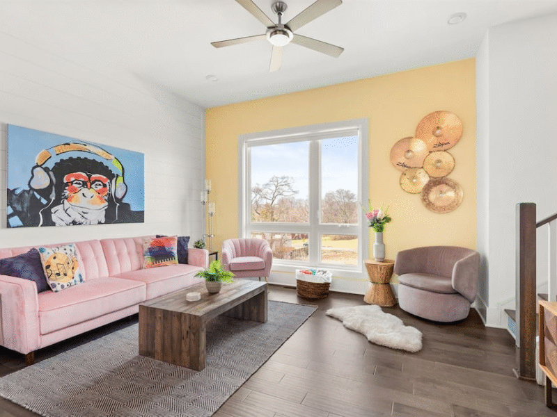 Music City Stylish and Comfy Townhome